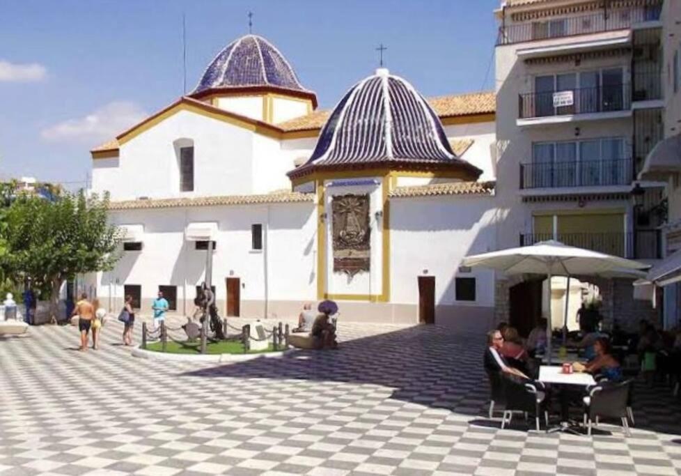 Apartamento Centrico Y En Primera Linea De Playa Apartman Benidorm Kültér fotó
