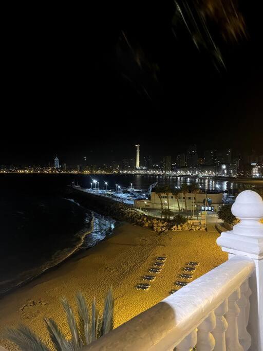 Apartamento Centrico Y En Primera Linea De Playa Apartman Benidorm Kültér fotó