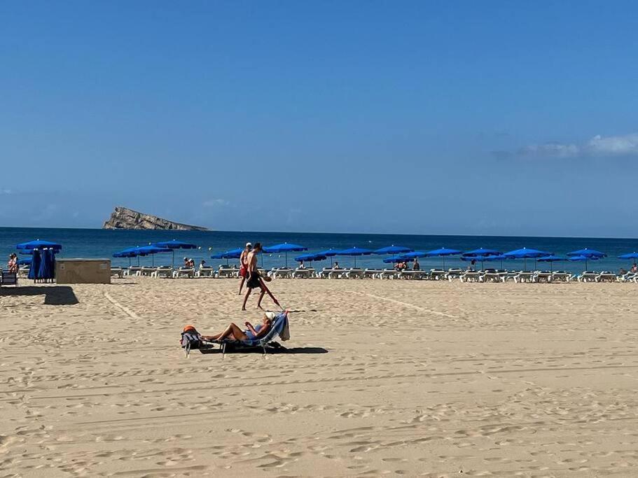 Apartamento Centrico Y En Primera Linea De Playa Apartman Benidorm Kültér fotó
