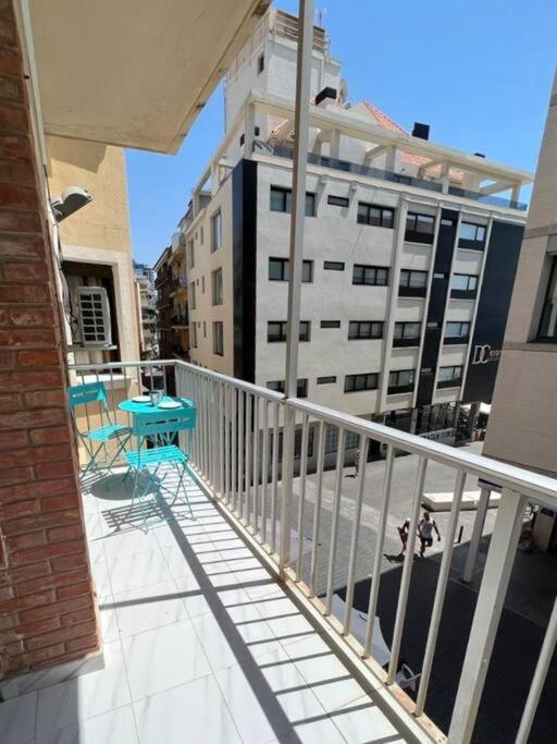 Apartamento Centrico Y En Primera Linea De Playa Apartman Benidorm Kültér fotó